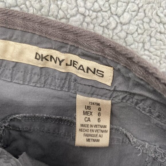 DKNY Jeans Shorts Womens Size 6 Gray Flat Front Pockets Lightweight Casual - Picture 6 of 8